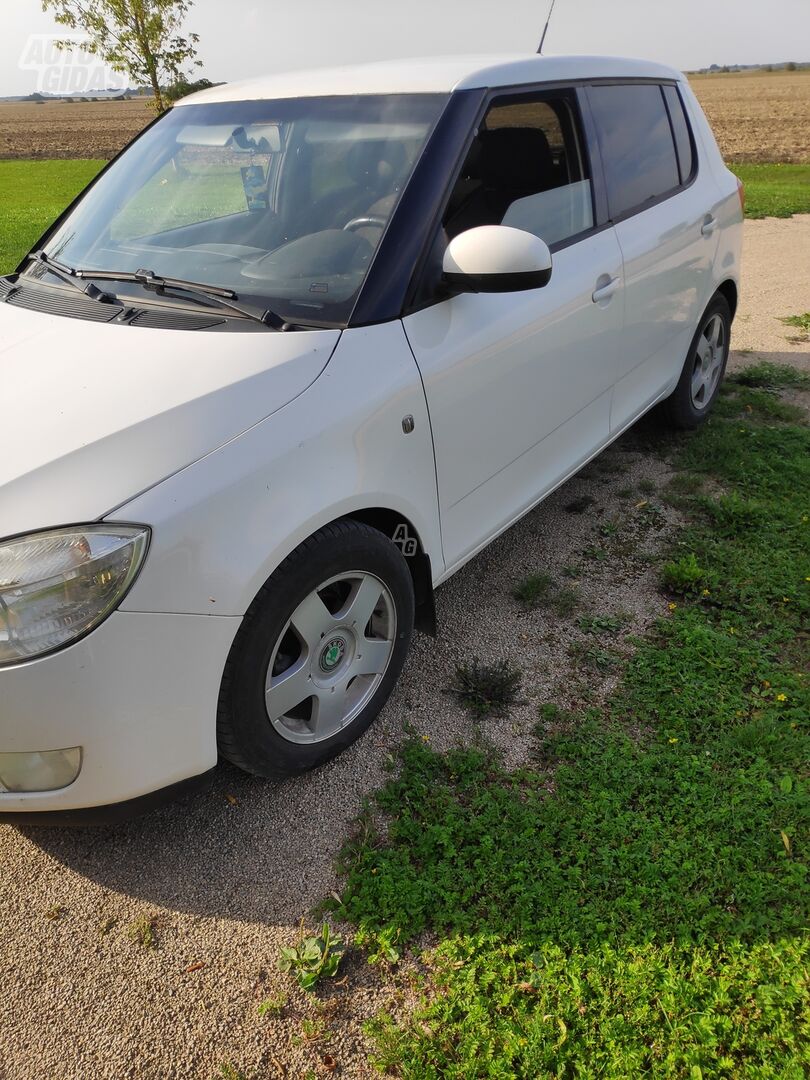 Skoda Fabia 2008 г Хэтчбек