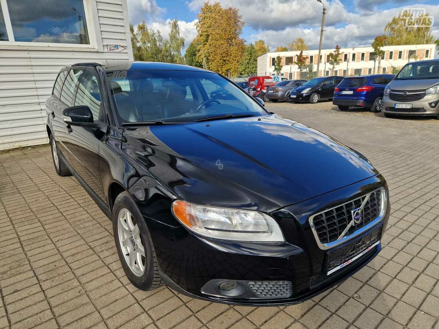 Volvo V70 2009 y Wagon