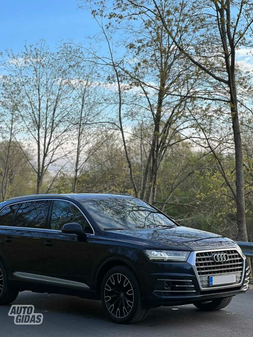 Audi Q7 II 2017 y