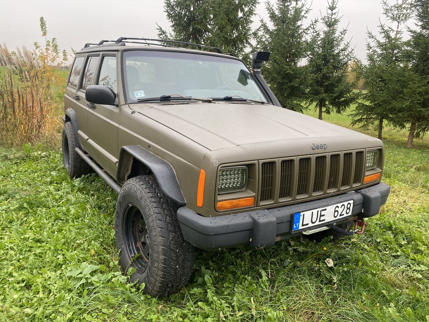 Jeep Cherokee 1998 m Visureigis / Krosoveris