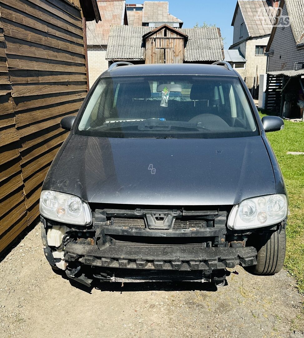 Volkswagen Touran I TDI 2004 y parts