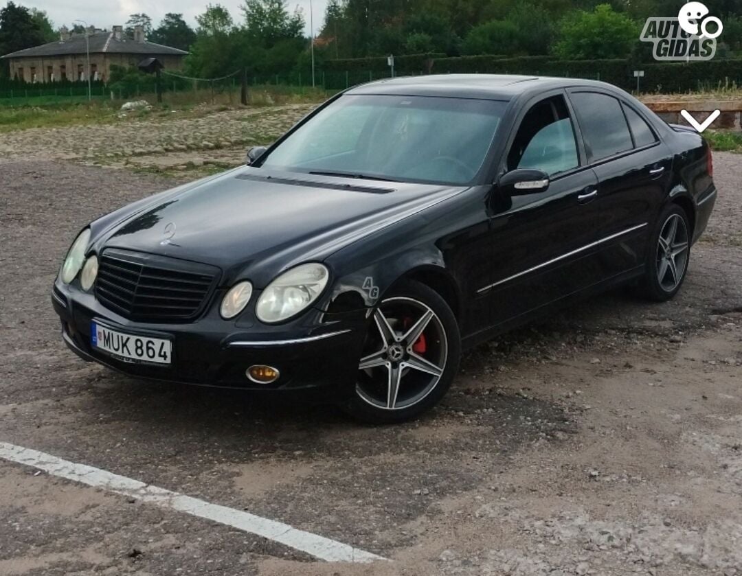 Mercedes-Benz E 320 W211 2004 y