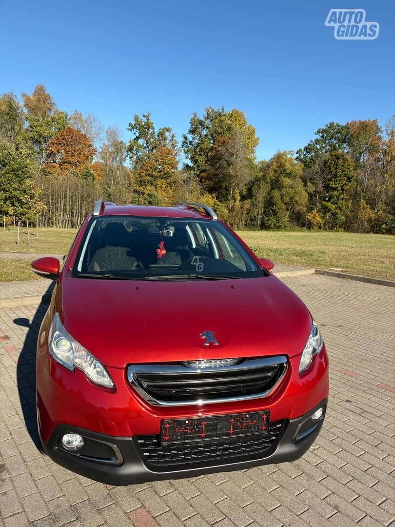 Peugeot 2008 2015 y Off-road / Crossover