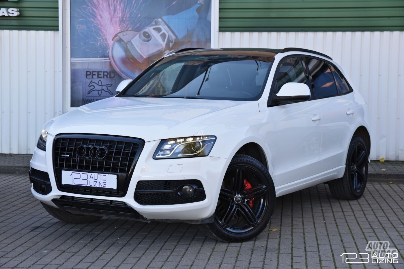 Audi Q5 2008 y Off-road / Crossover