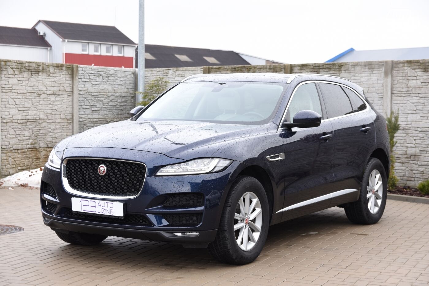 Jaguar F-Pace 2017 y Off-road / Crossover