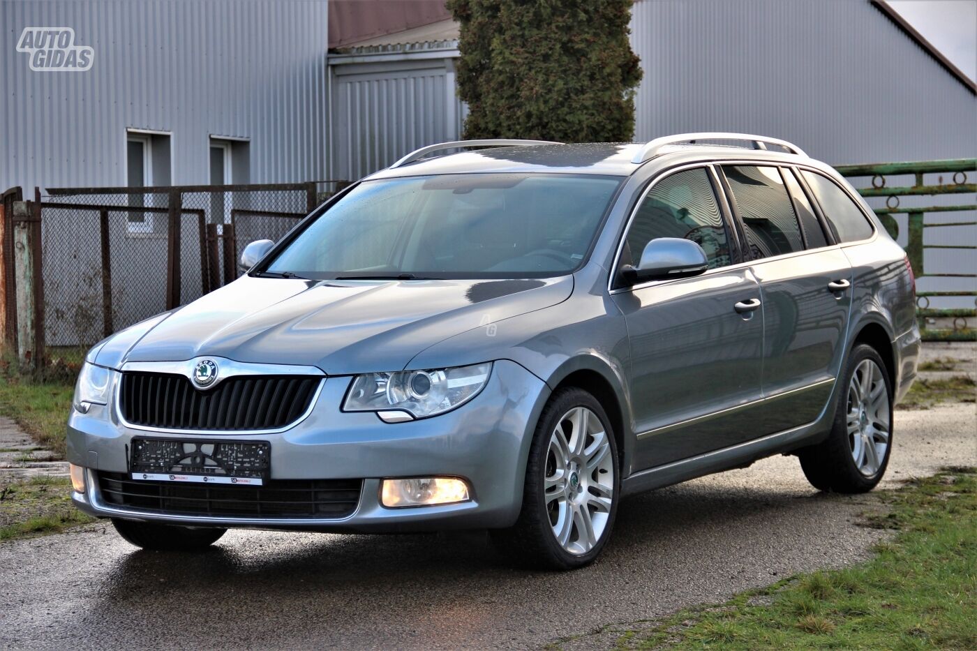 Skoda Superb 2012 m Universalas