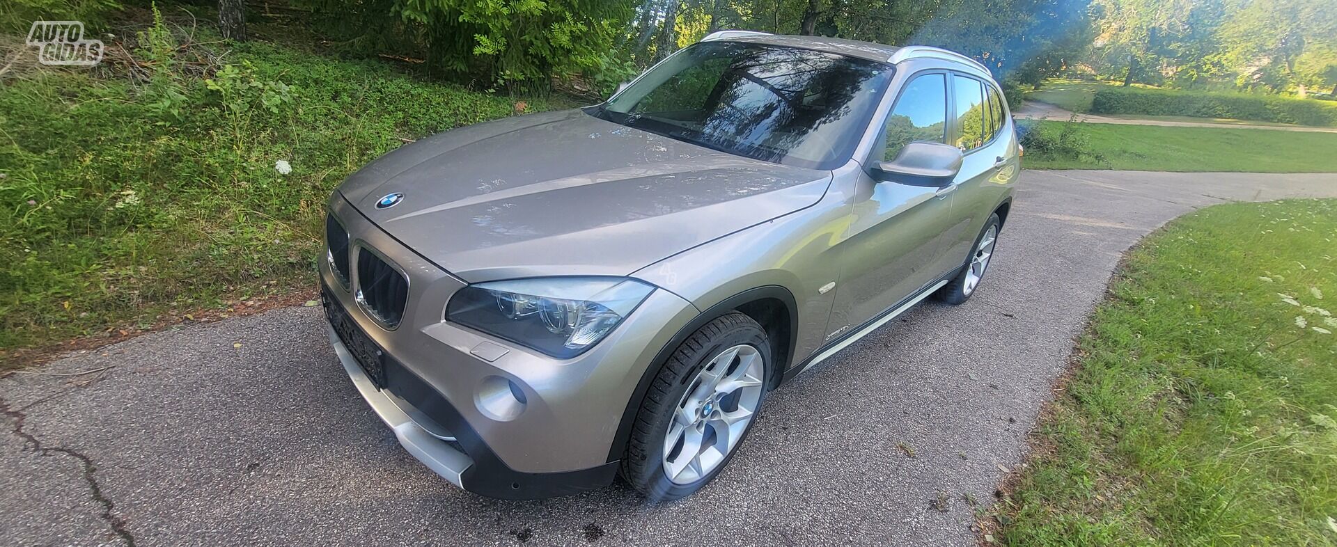 Bmw X1 2011 m Visureigis / Krosoveris