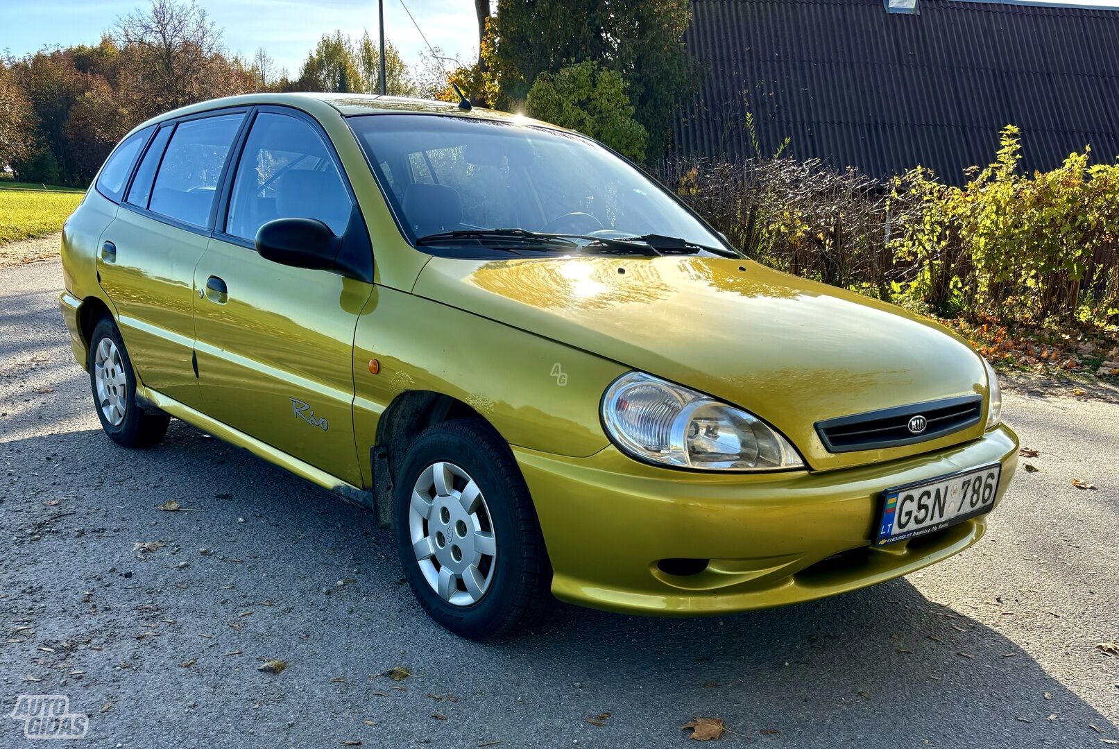 Kia Rio 2001 y Wagon