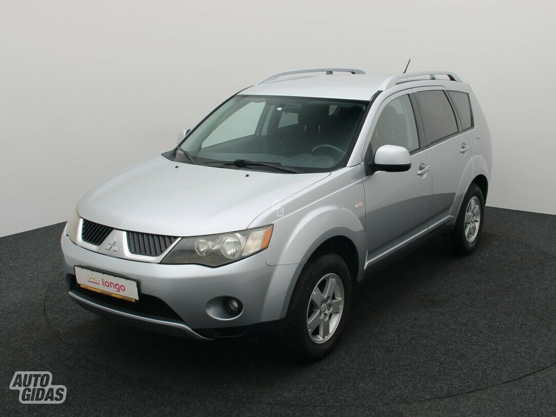 Mitsubishi Outlander 2010 y Off-road / Crossover