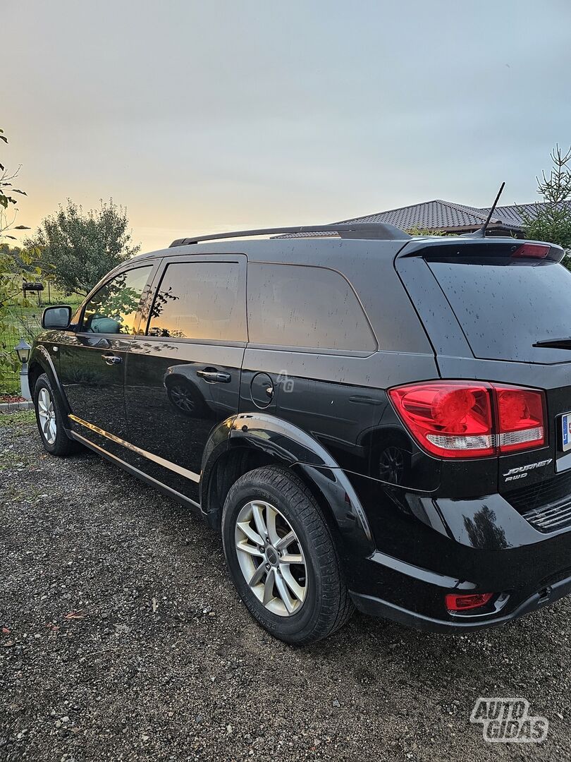 Dodge Journey 2015 г Внедорожник / Кроссовер