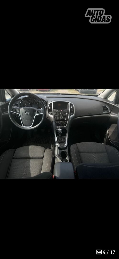 Opel Astra J 2015 y