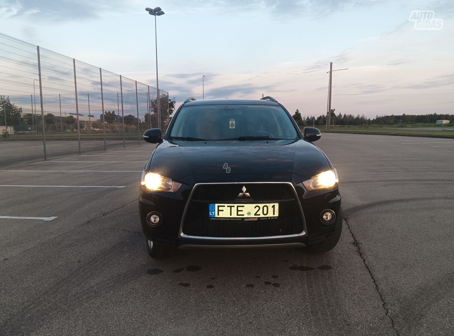 Mitsubishi Outlander 2011 m Visureigis / Krosoveris