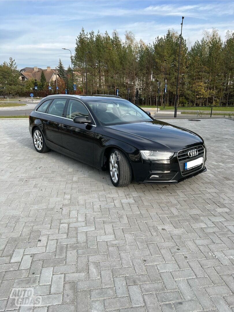 Audi A4 B8 2012 m