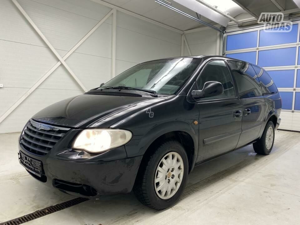 Chrysler Grand Voyager 2004 m Vienatūris