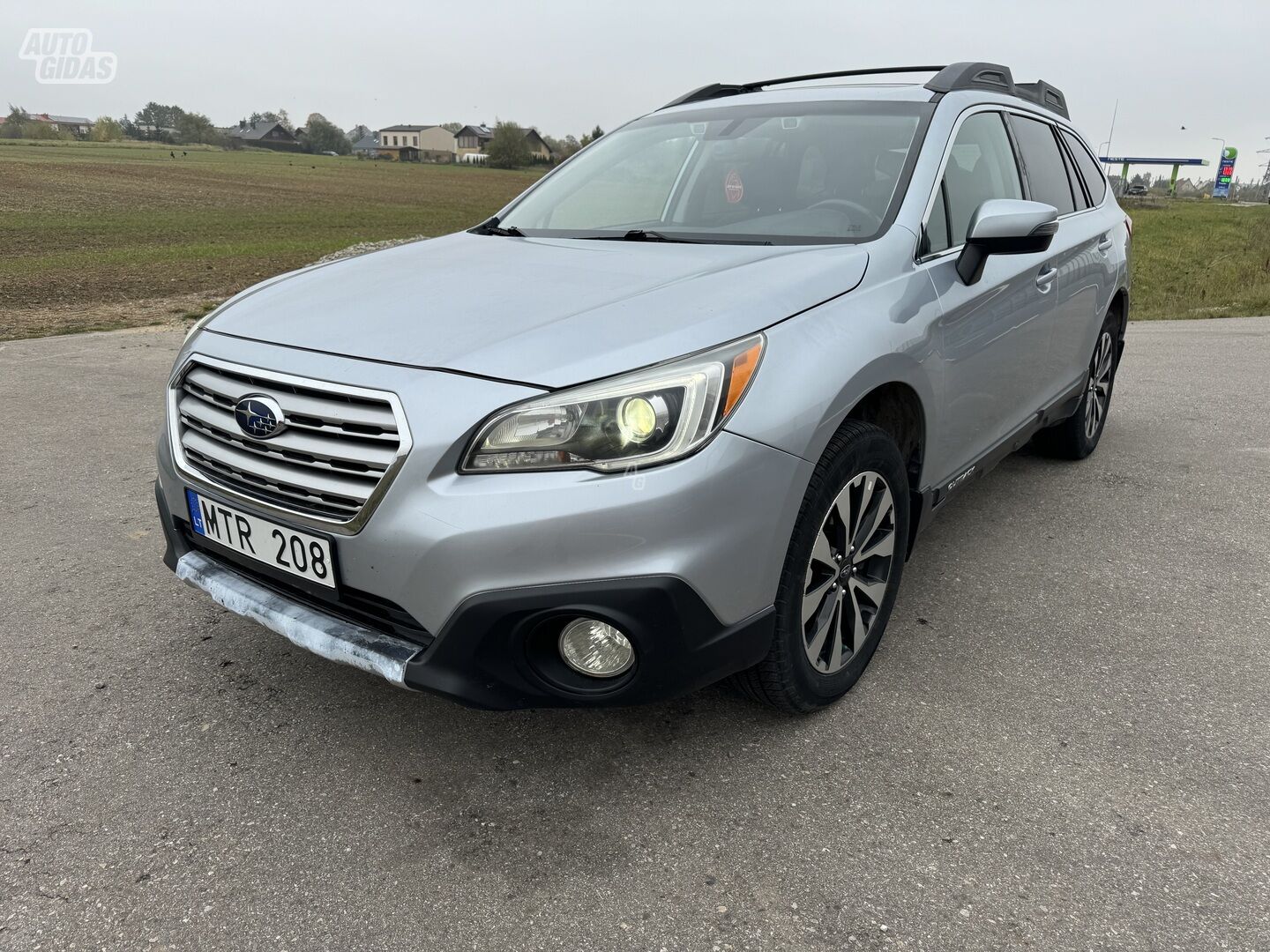 Subaru OUTBACK V 2017 г