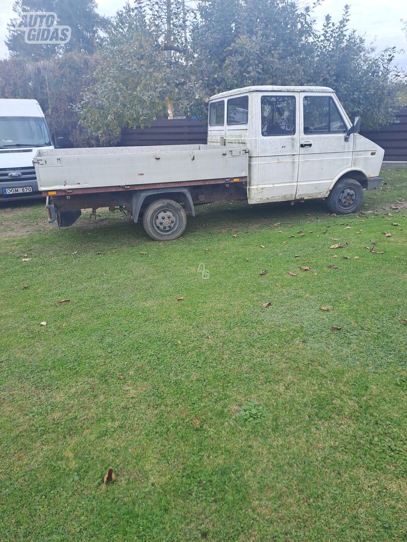 Iveco Daily 1986 m Krovininis mikroautobusas