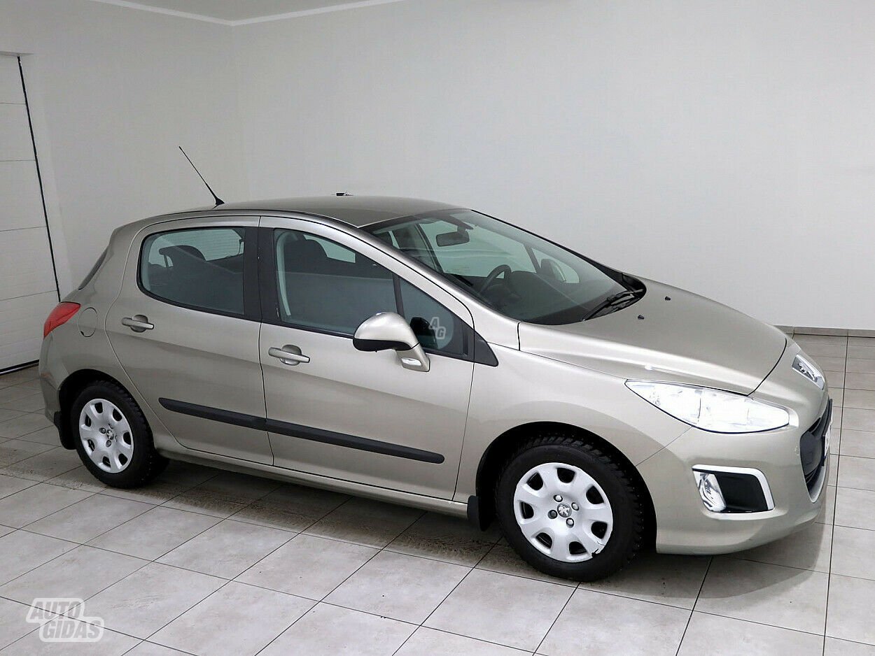 Peugeot 308 2012 y Hatchback