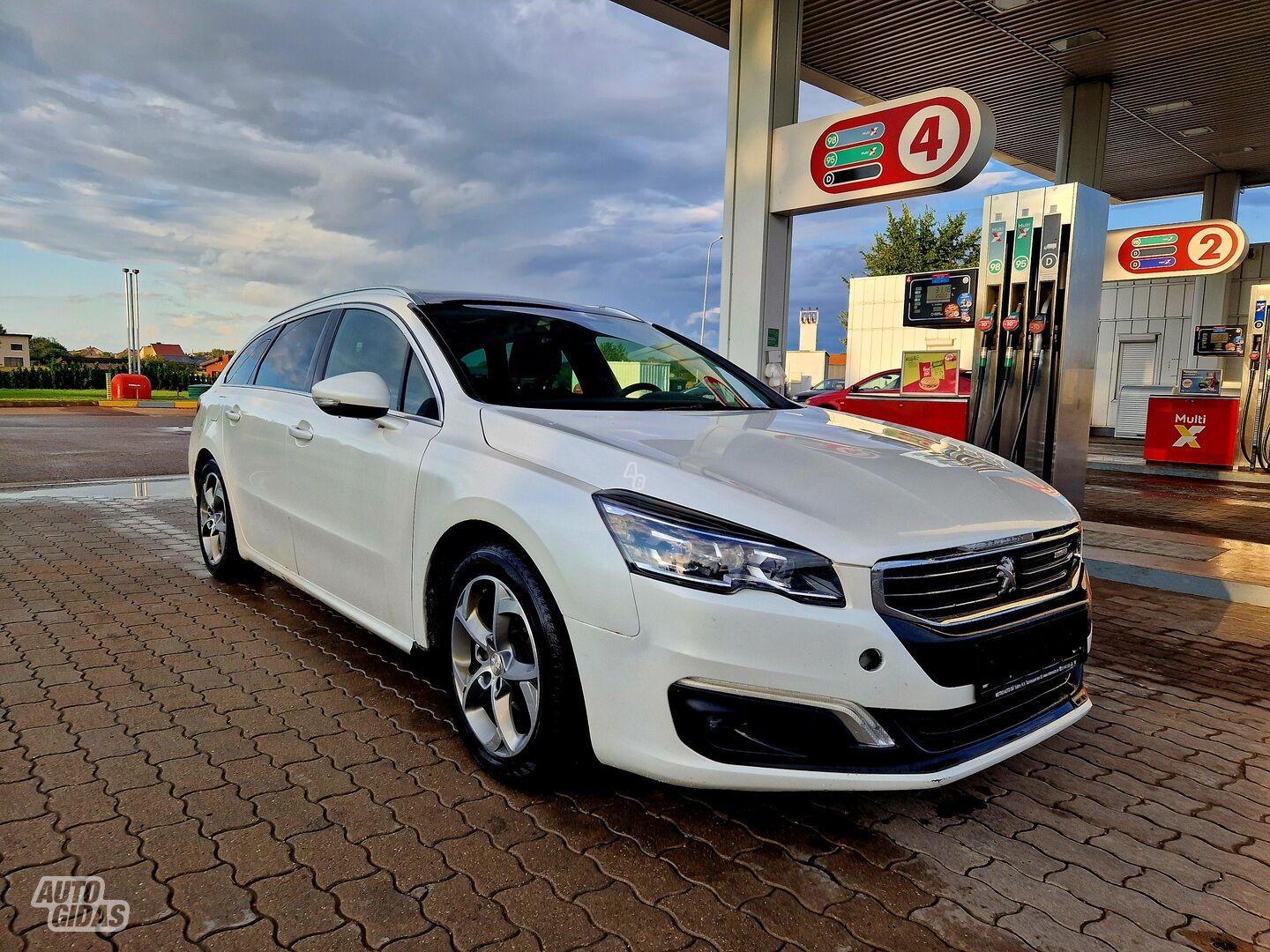 Peugeot 508 2016 y Wagon