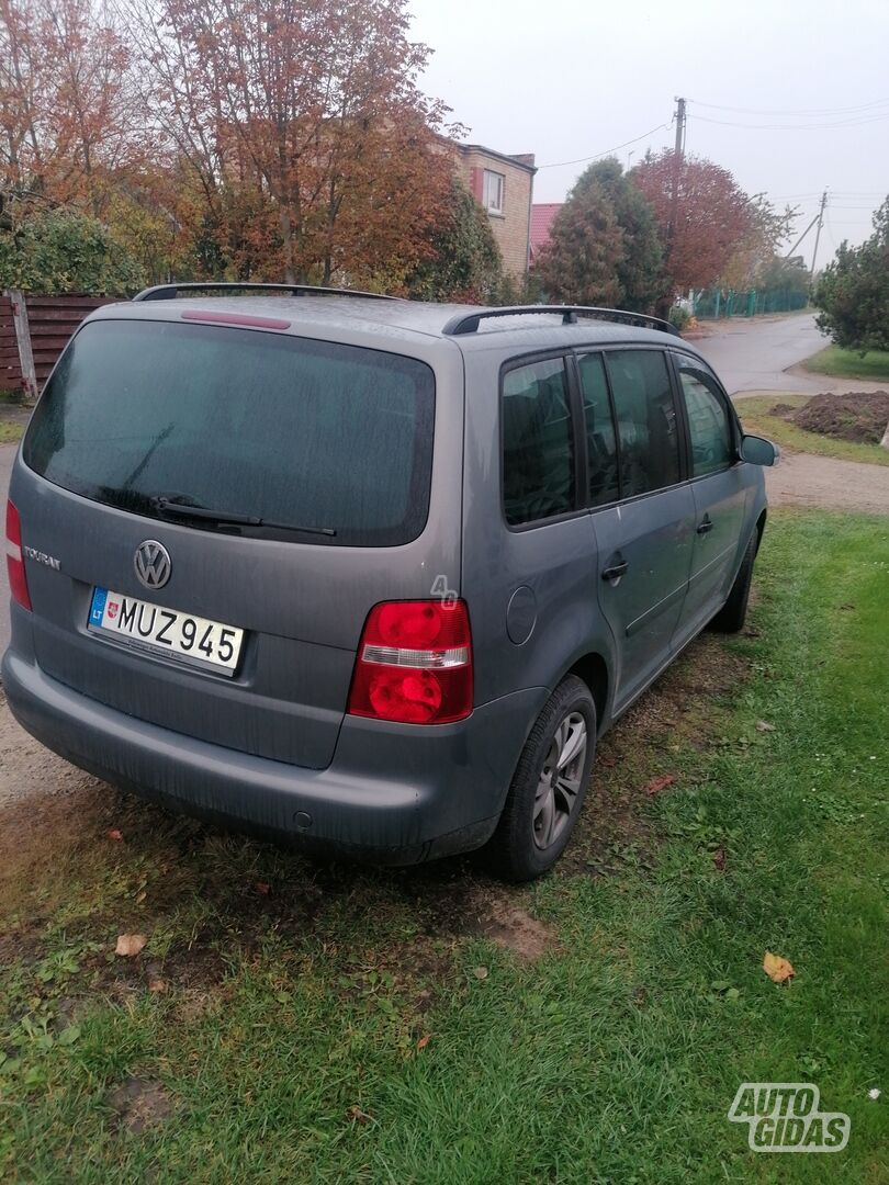 Volkswagen Touran TDI Highline 2008 y