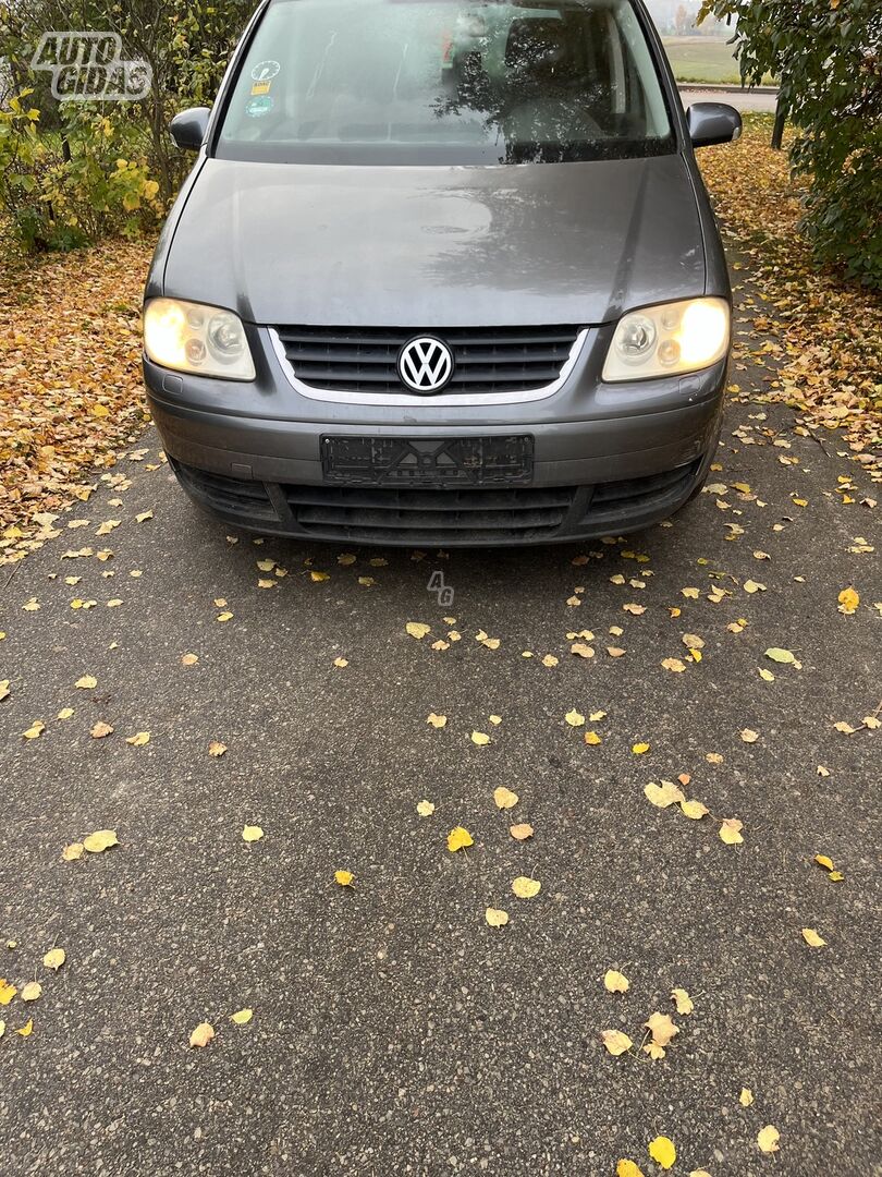 Volkswagen Touran 2006 m dalys