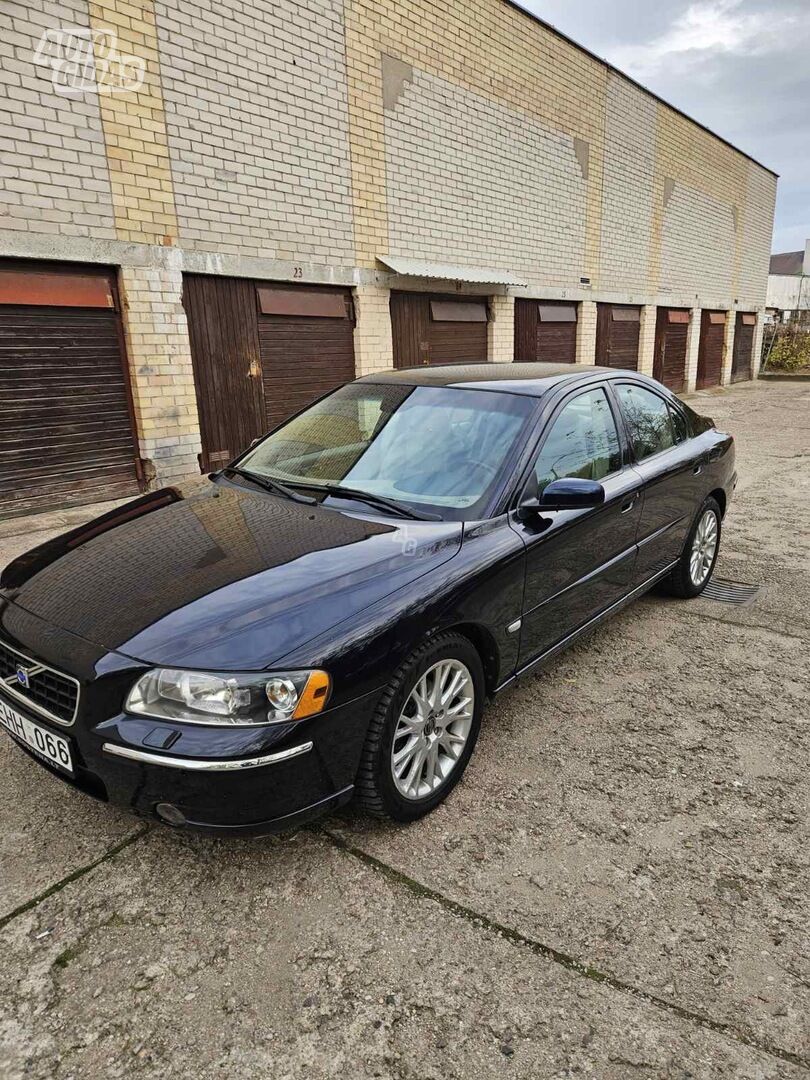 Volvo S60 2005 г Седан