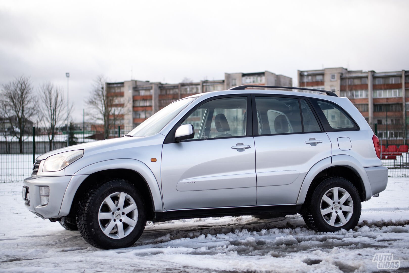 Toyota RAV4 2002 m Visureigis / Krosoveris