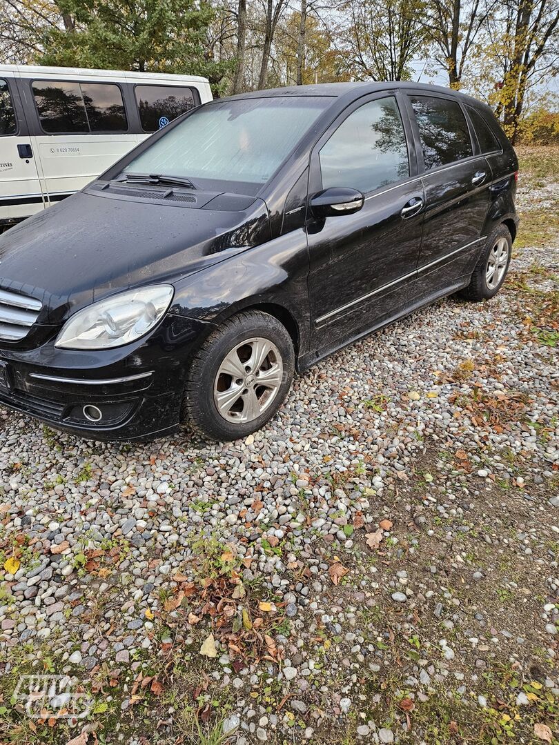 Mercedes-Benz B 180 W245 2008 г запчясти