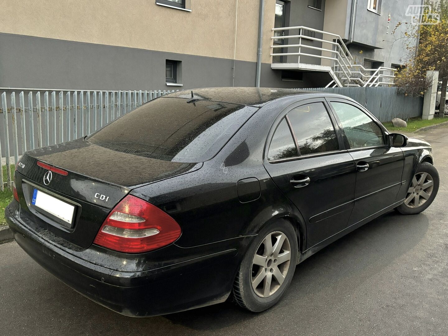 Mercedes-Benz E 270 W211 2003 y