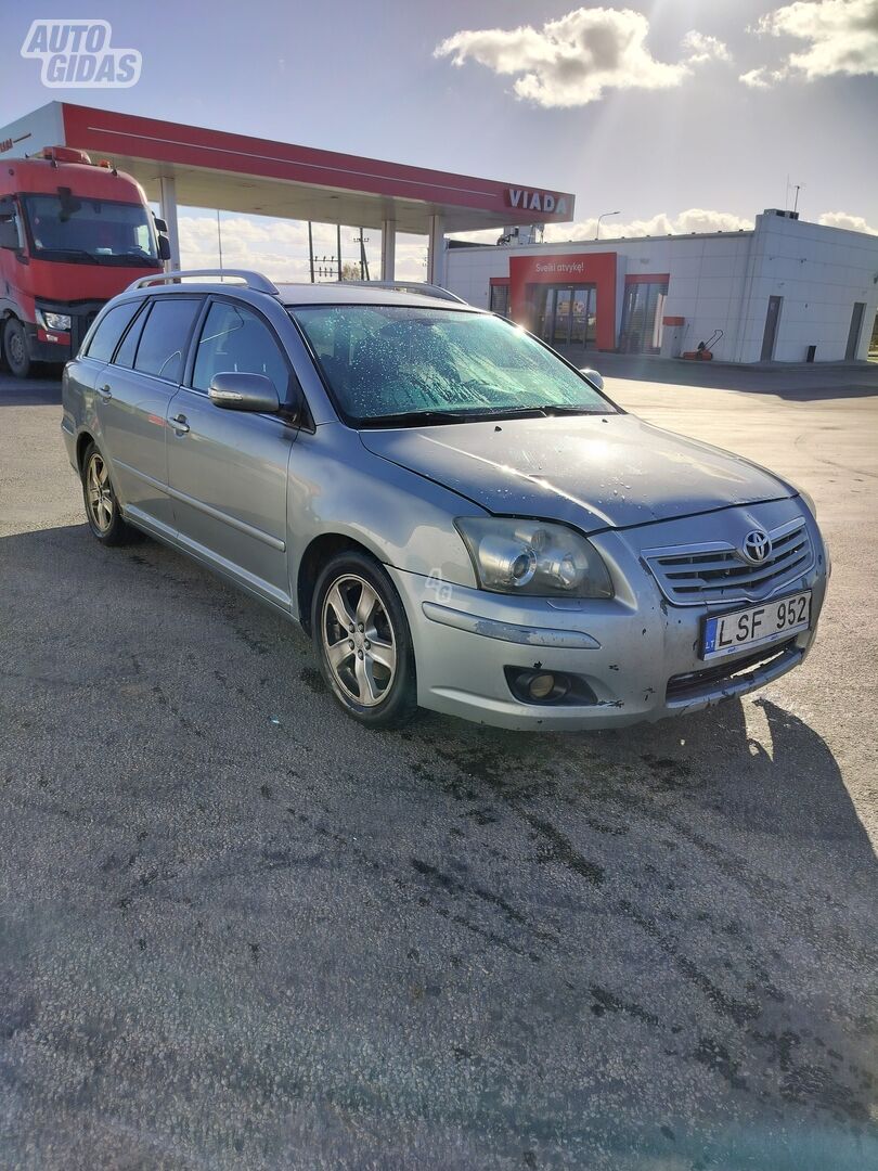 Toyota Avensis II 2008 m