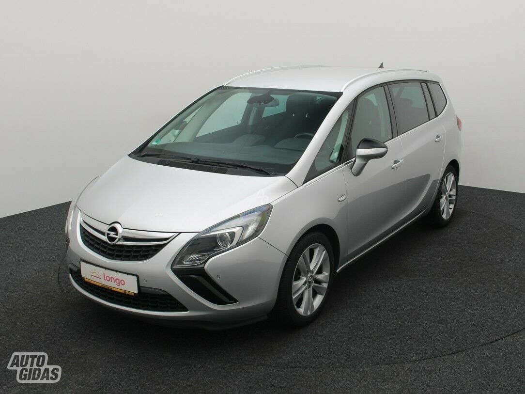 Opel Zafira Tourer 2012 y Minibus