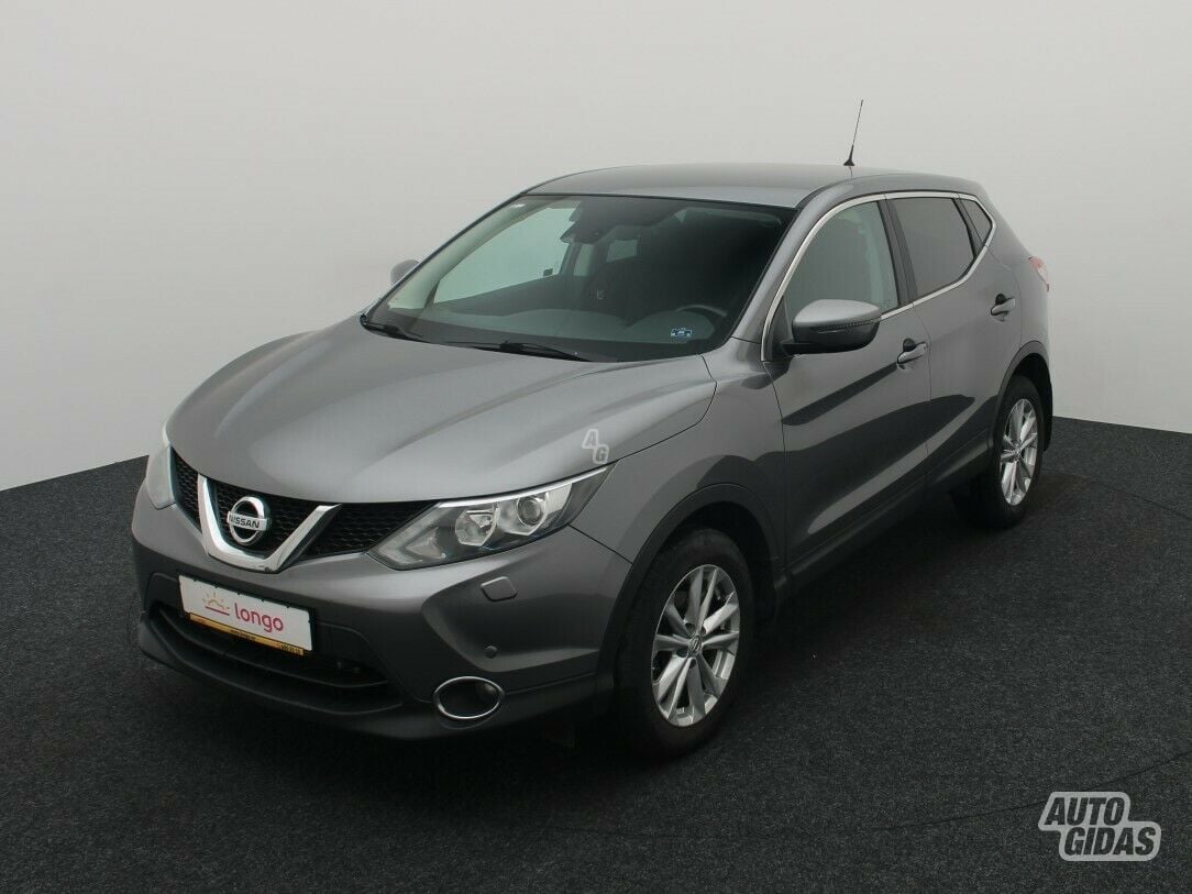 Nissan Qashqai 2015 г Внедорожник / Кроссовер