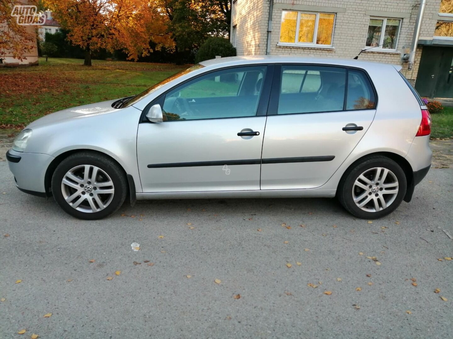 Volkswagen Golf V 2005 m