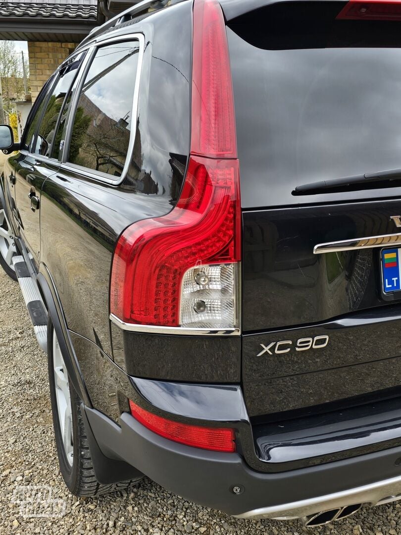 Volvo XC90 2011 г Внедорожник / Кроссовер