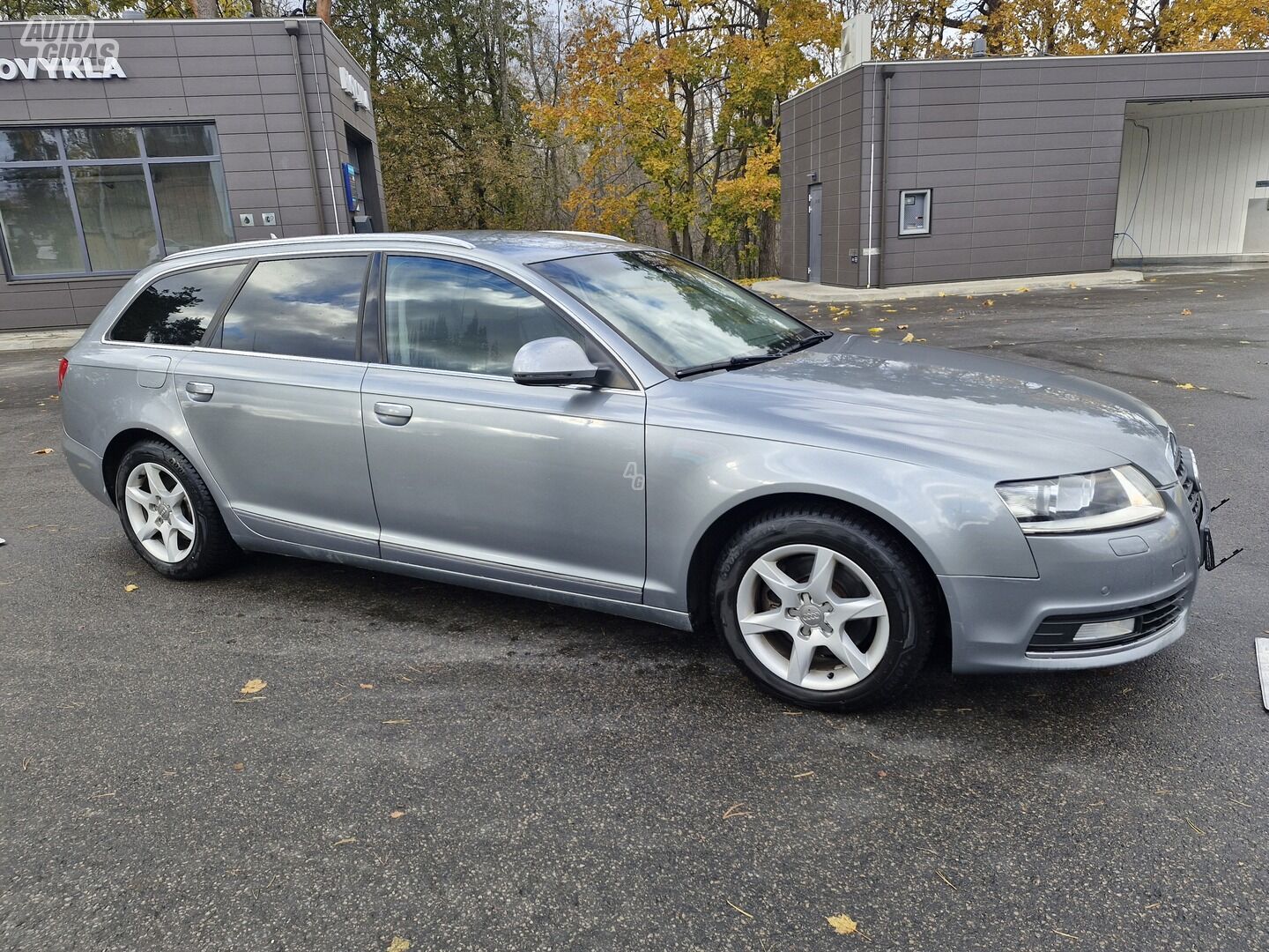 Audi A6 2010 г Универсал