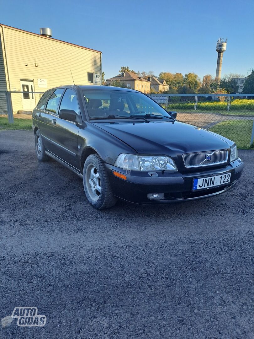 Volvo V40 2002 m Universalas