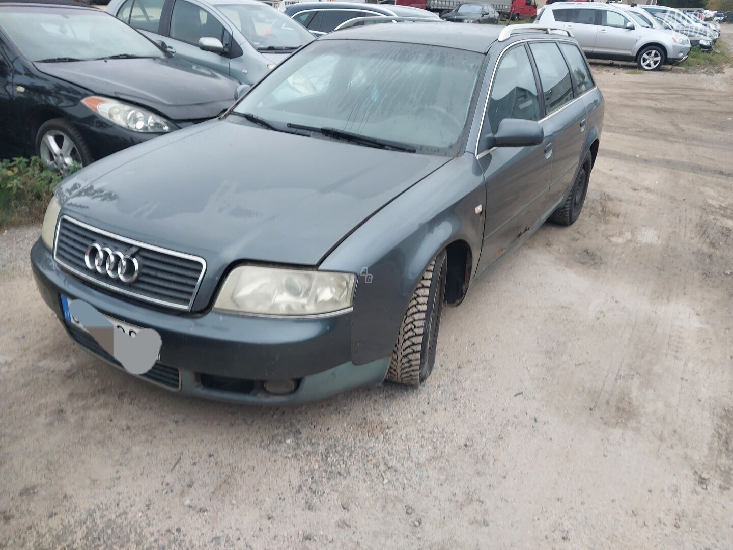 Audi A6 2001 m Universalas