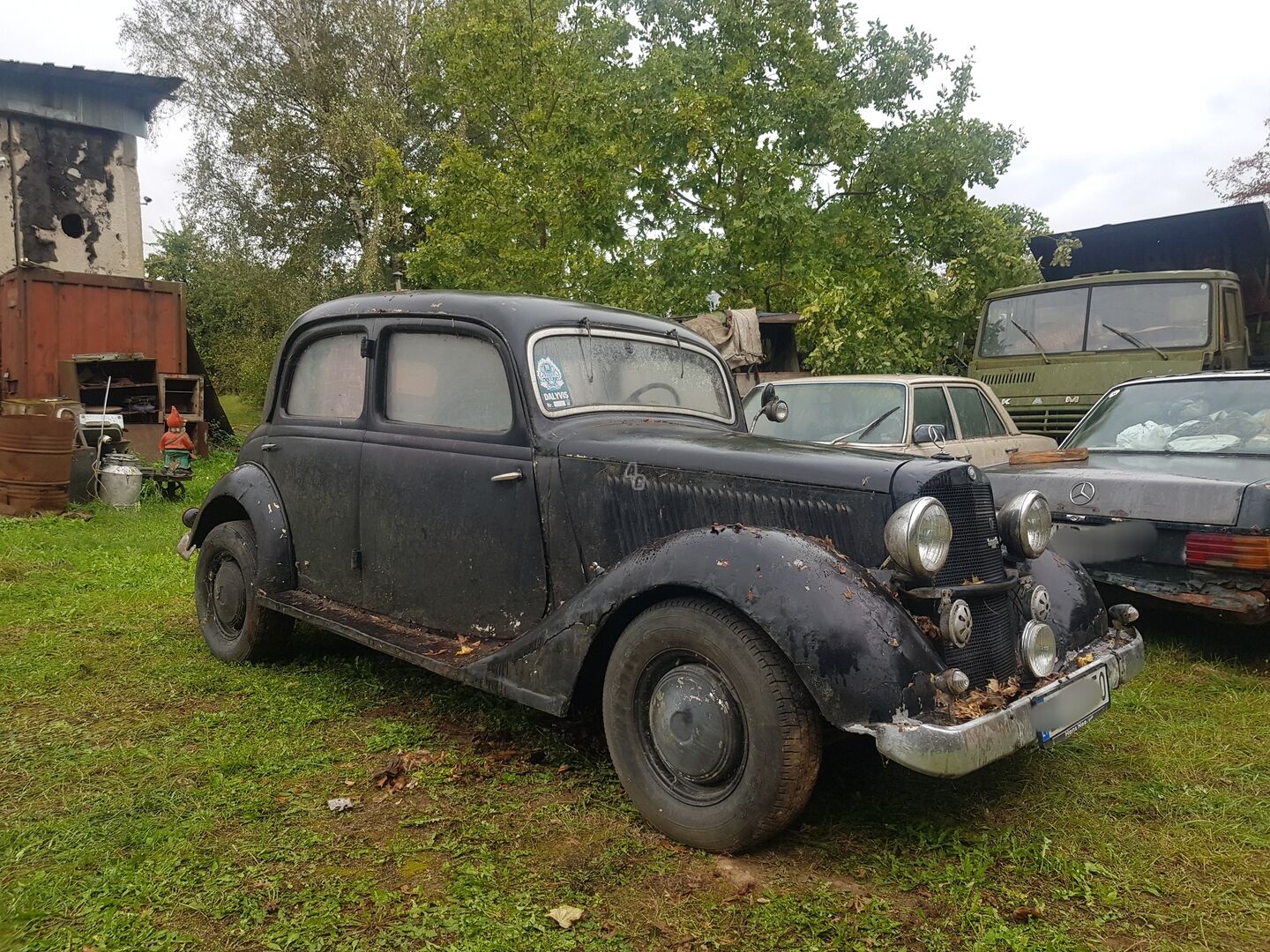 Mercedes-Benz 1945 г Седан