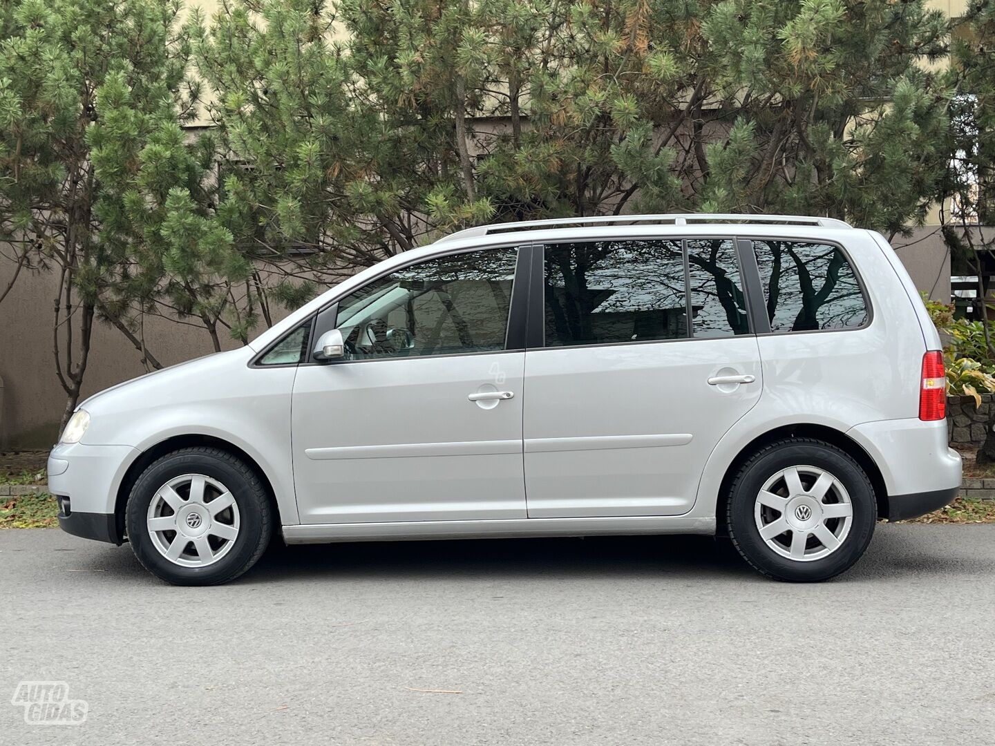 Volkswagen Touran 2006 m Vienatūris