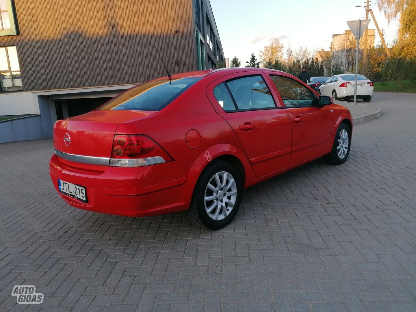 Opel Astra 2008 г Седан