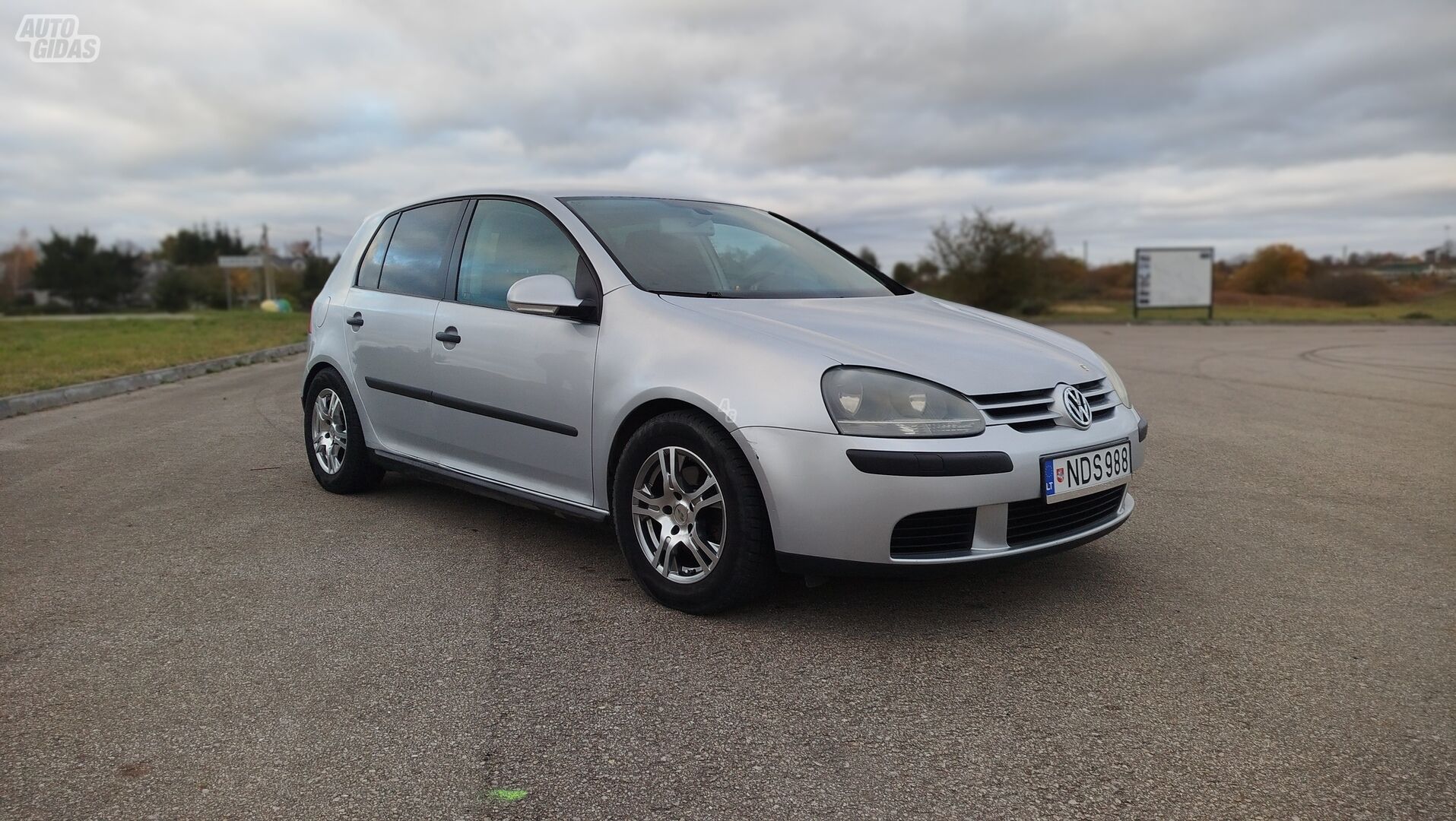 Volkswagen Golf V Fsi 2004 m