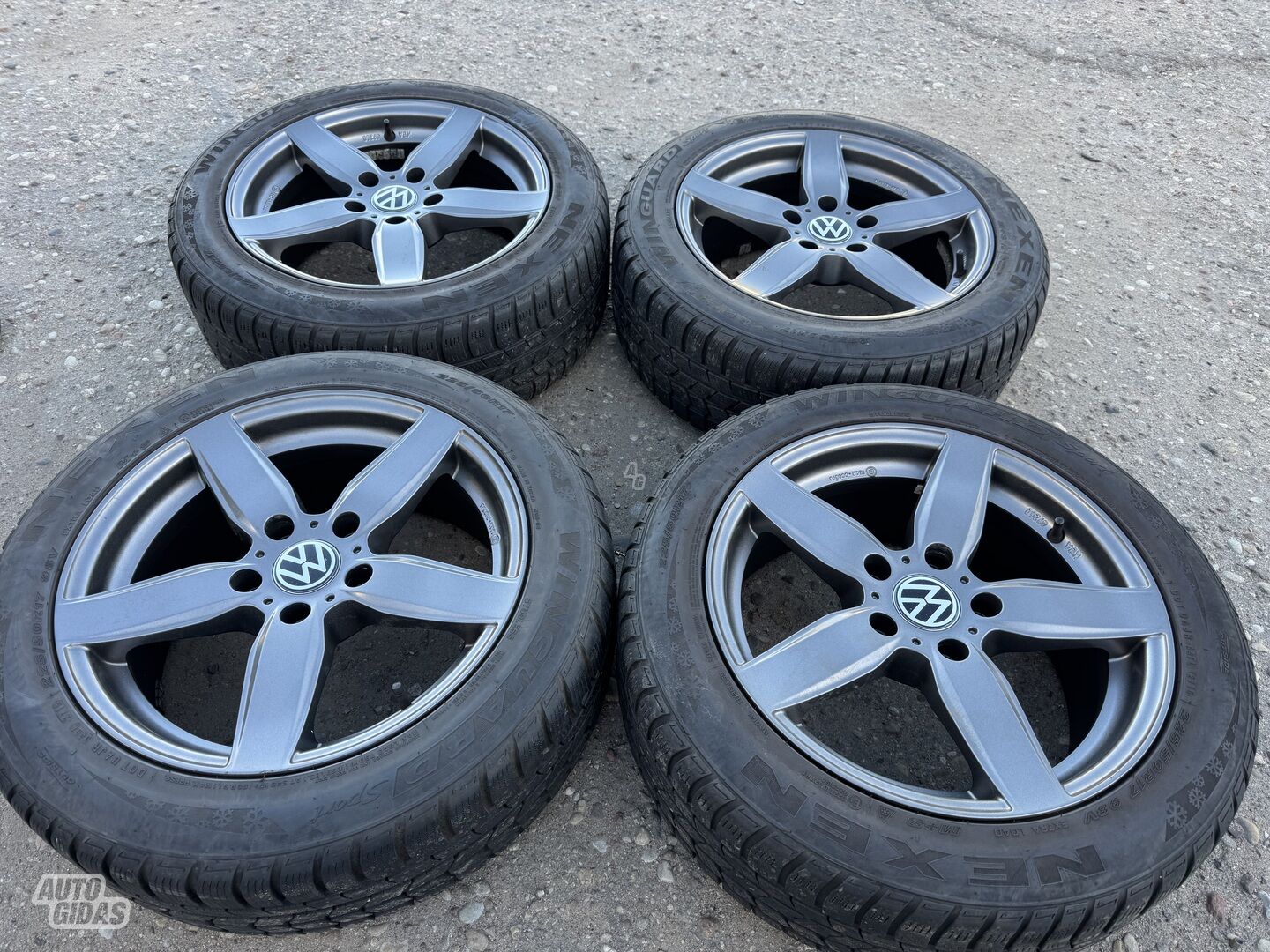 Volkswagen Siunciam, 7.5J ET37 Transporter light alloy R17 rims