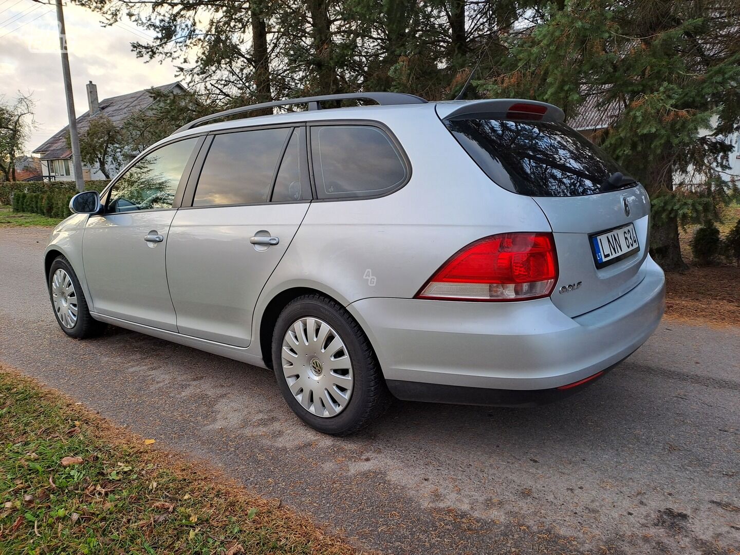 Volkswagen Golf 2009 m Universalas