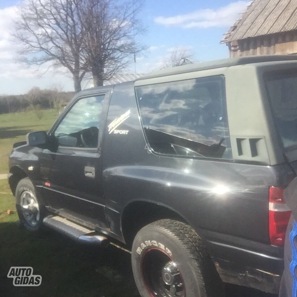 Opel Frontera 1996 y Off-road / Crossover