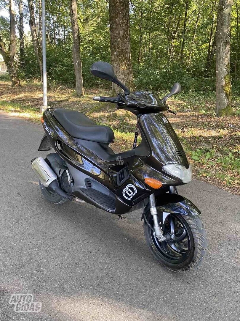 Gilera Runner 2003 y Scooter / moped