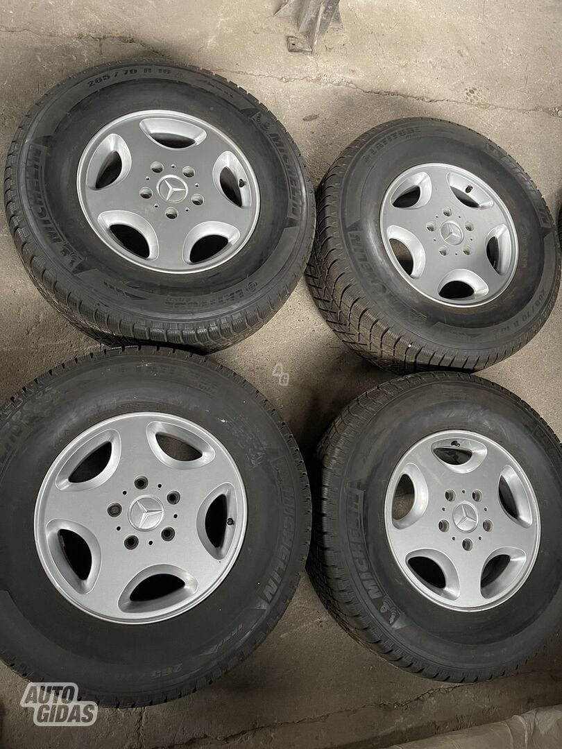 Mercedes-Benz ML 300 light alloy R16 rims