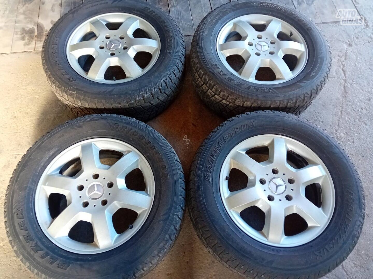 Mercedes-Benz ML 300 light alloy R18 rims