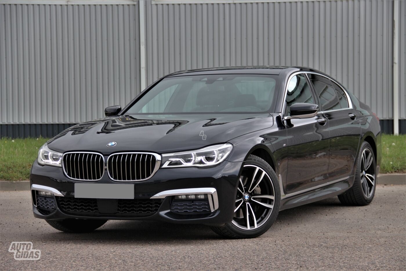 Bmw 730 2017 y Sedan