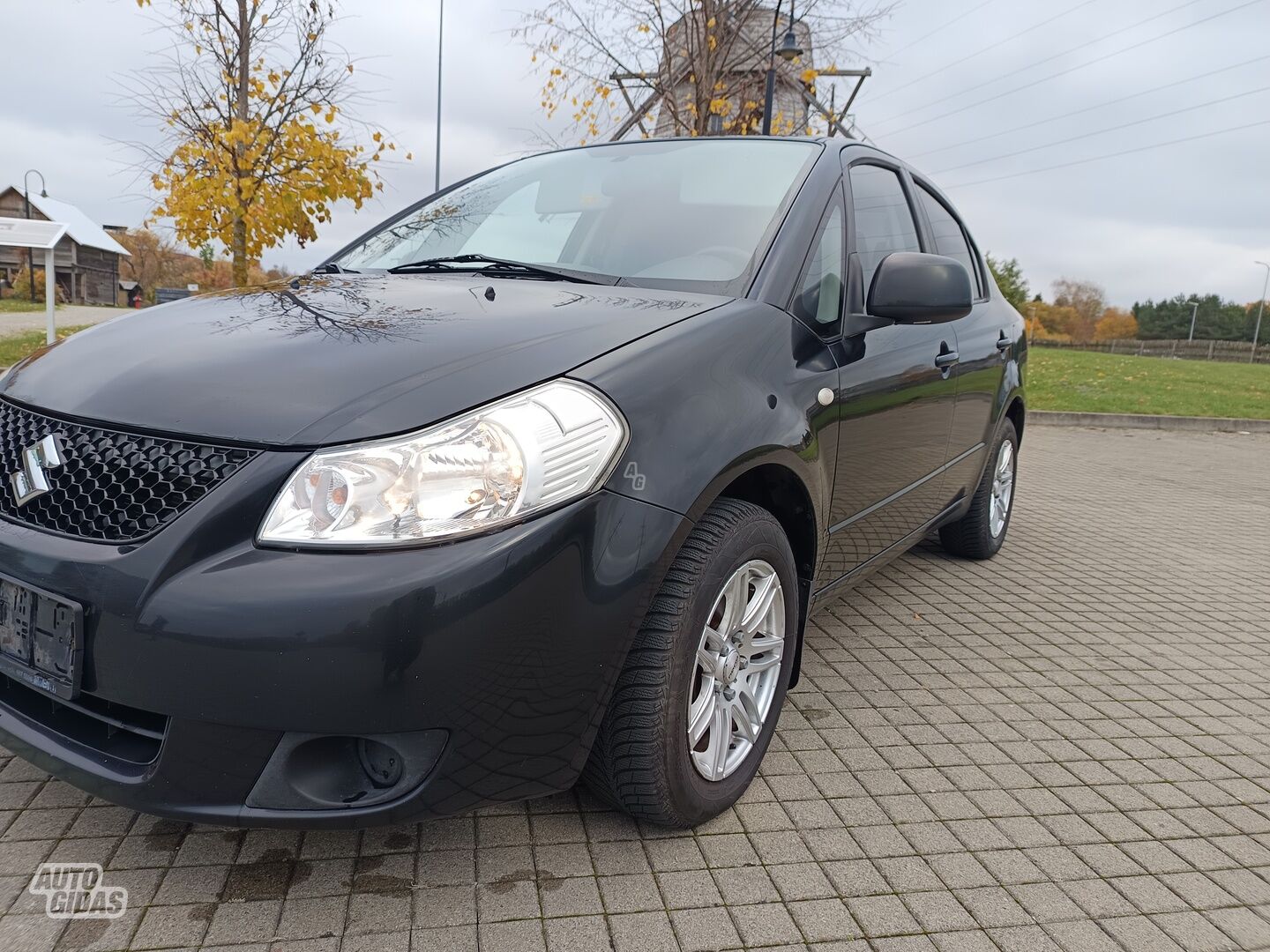 Suzuki SX4 2008 y Sedan