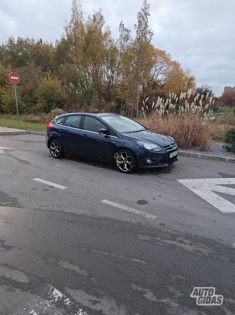 Ford Focus 2011 y Hatchback