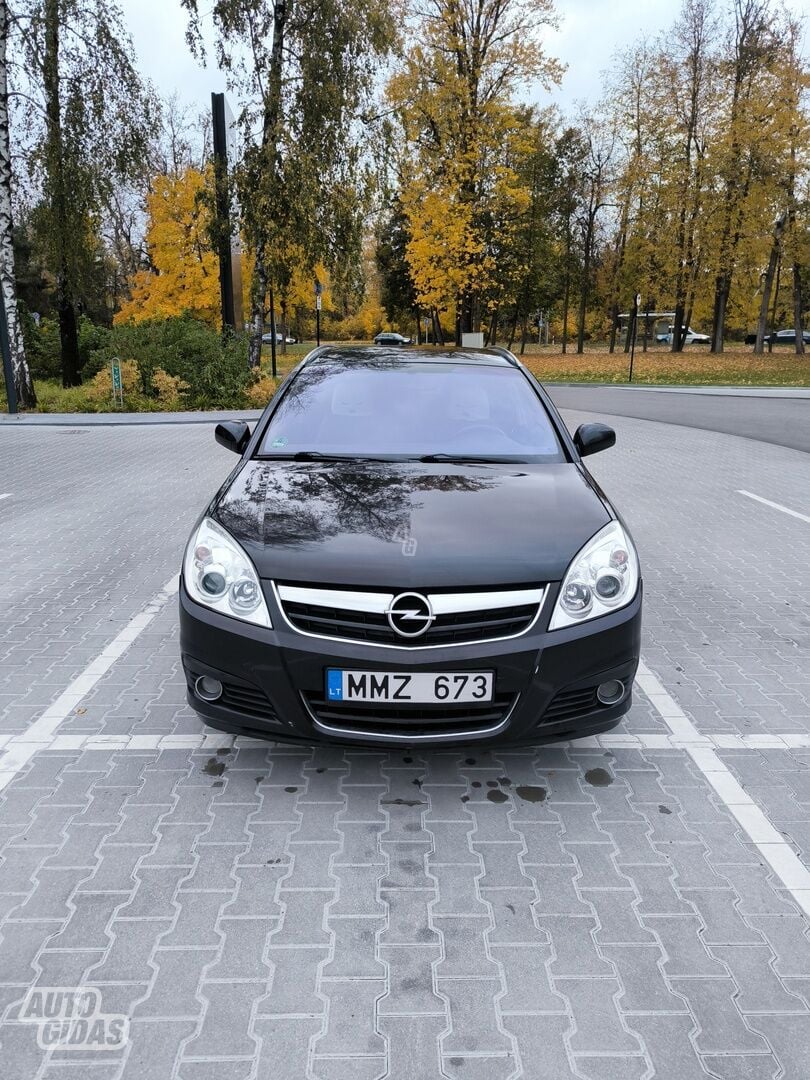 Opel Signum 2006 m Hečbekas